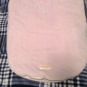 Bundle Me, JJ Cole, pink